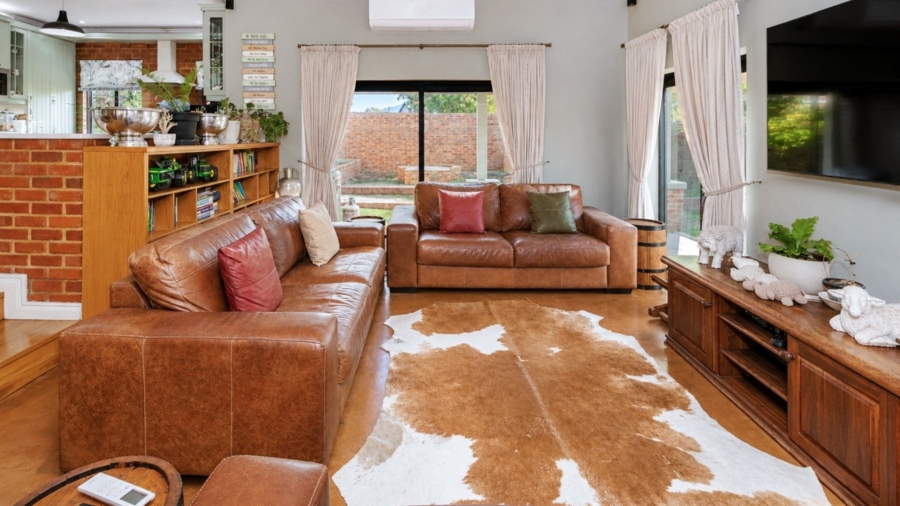 4 Bedroom Property for Sale in Seasons Lifestyle Estate North West